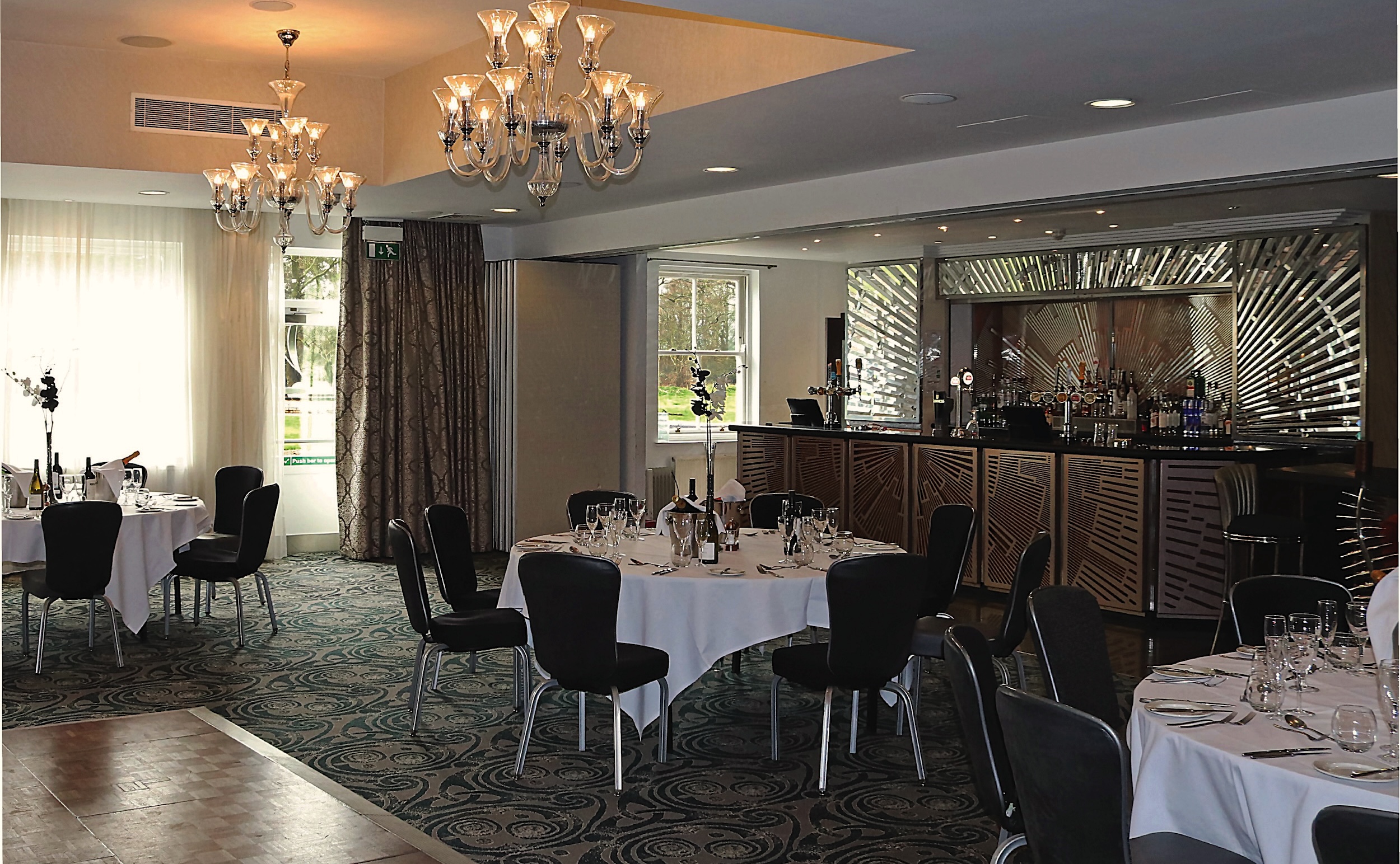 Hotel Gallery - Pinewood Hotel